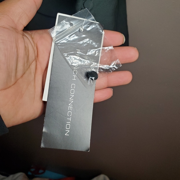 French Connection Crepe Tie Neck Cold Shoulder - Picture 5 of 10